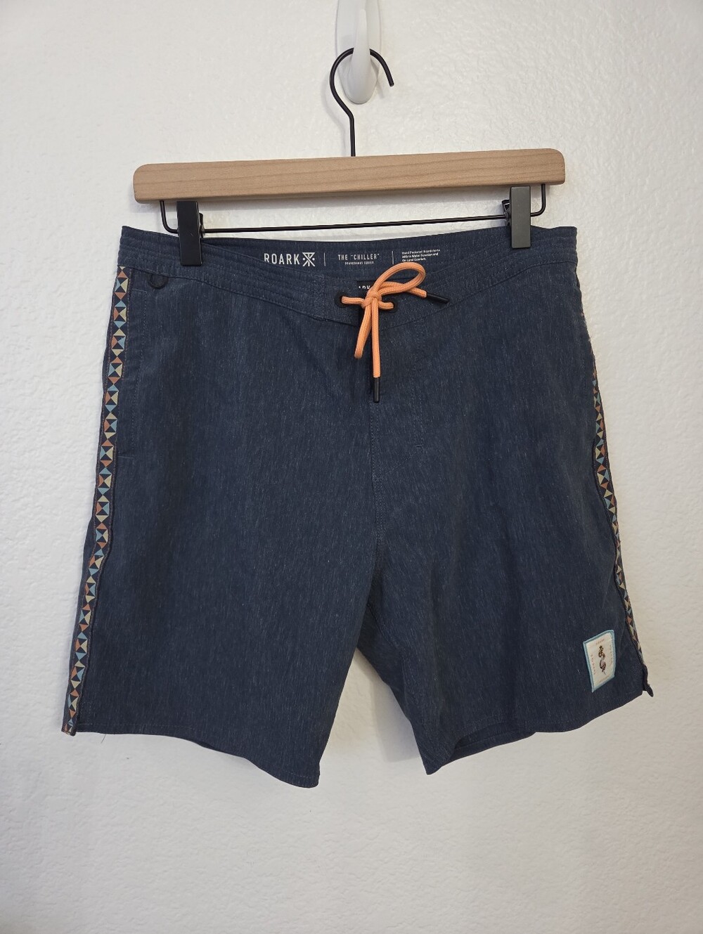 Roark The Chiller Board Shorts Men's Size  30